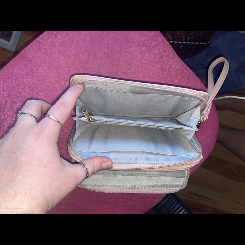 Wallet - Picture 2 of 3
